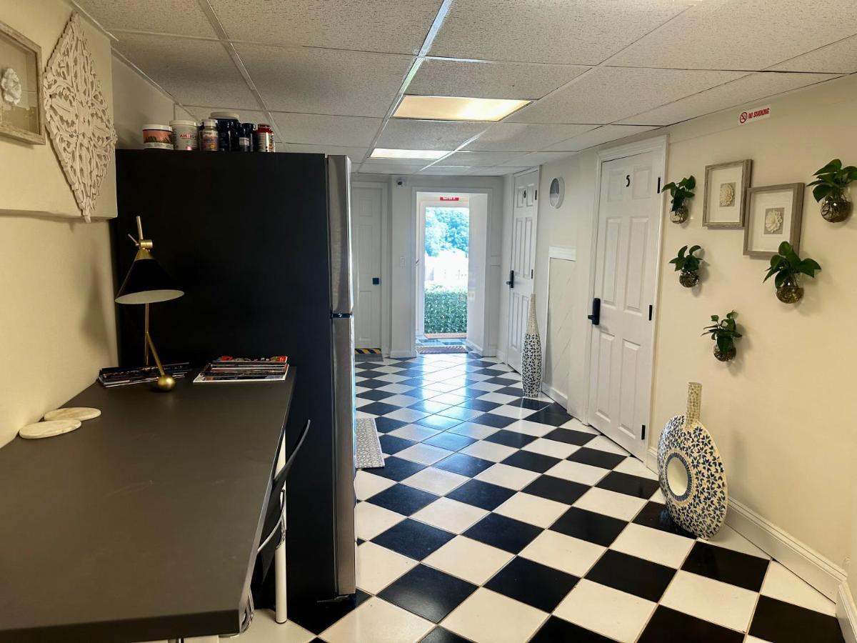 4-A Diamond In Yonkers Hotel Luaran gambar
