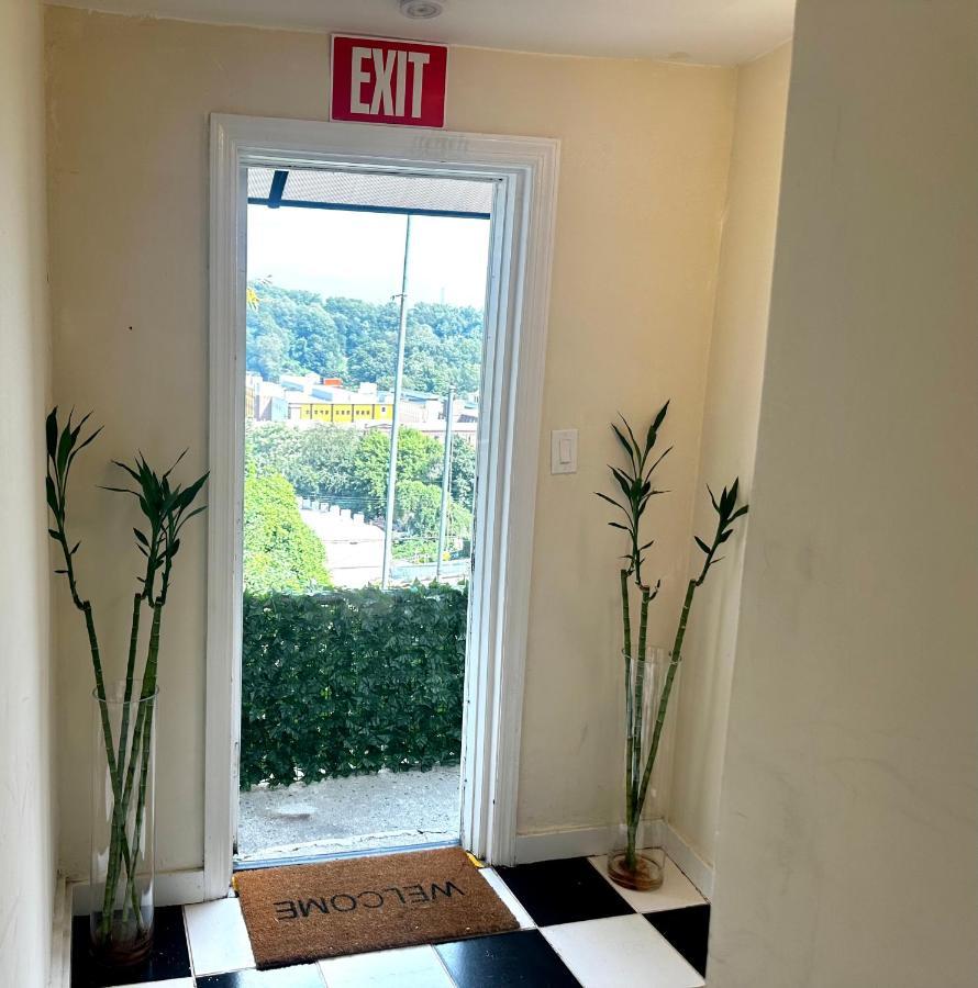 4-A Diamond In Yonkers Hotel Luaran gambar